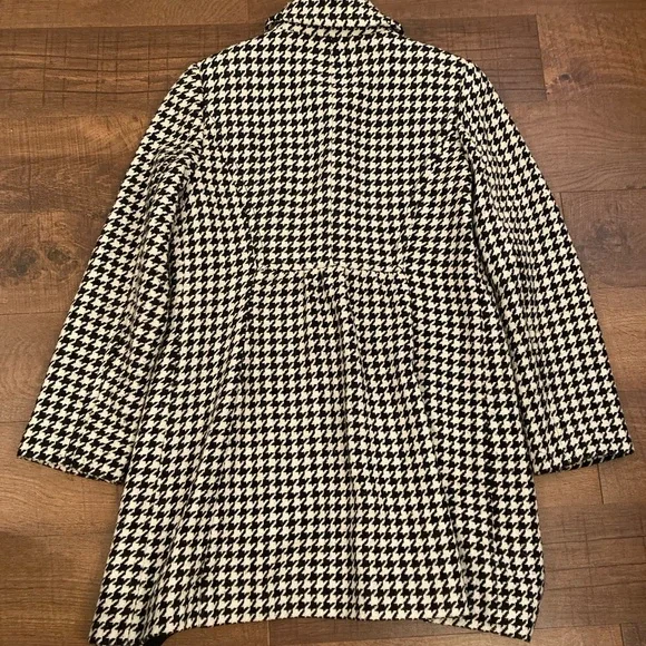 Ann Taylor Black and White Houndstooth Pea Coat - Picture 6 of 10